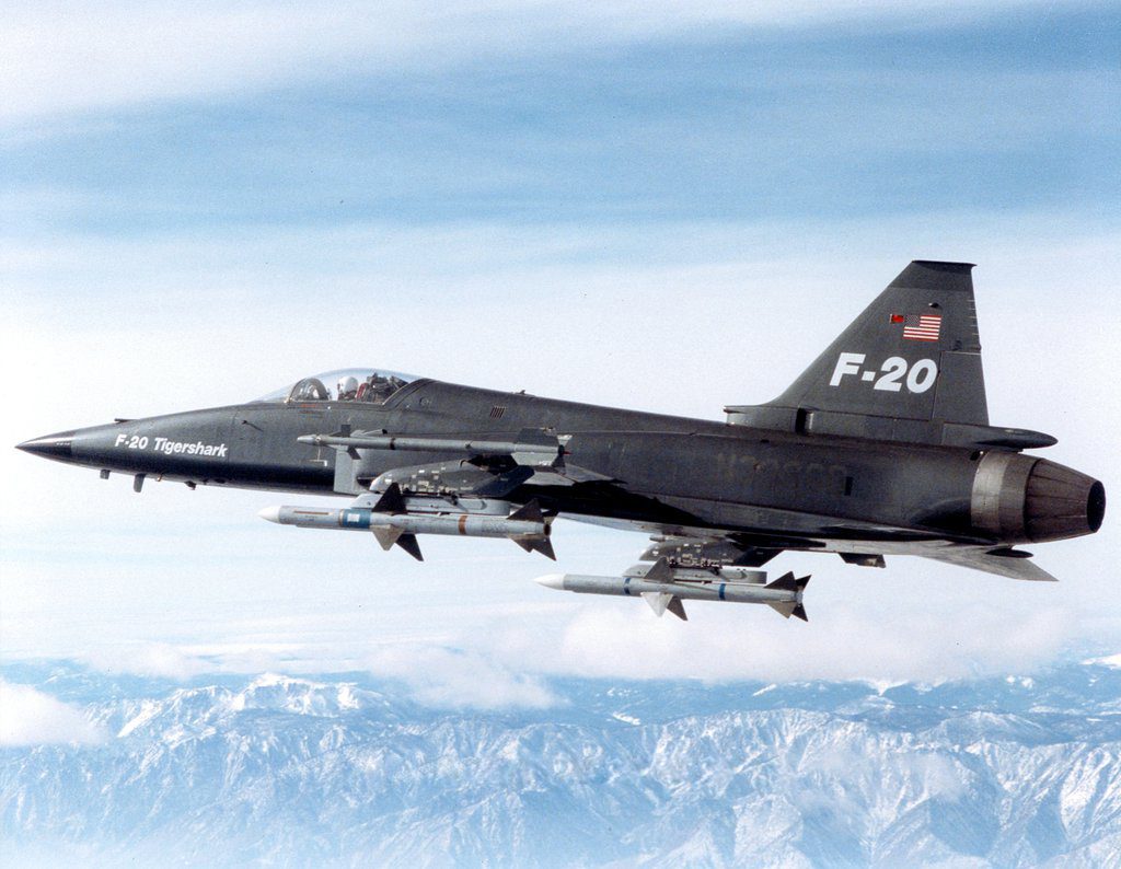 9/1982 PUB NORTHROP F-20 TIGERSHARK TACTICAL AIR DEFENSE FIGHTER ORIGINAL AD 