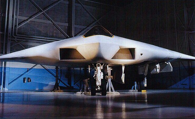 McDonnell Douglas/General Dynamics A-12 Avenger II mock-up airframe at the General Dynamics plant in Fort Worth, Texas (General Dynamics photo)