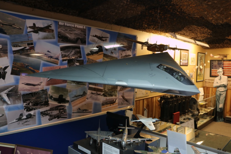 A model of the McDonnell Douglas/General Dynamics A-12 Avenger II two-seat stealth attack aircraft at the Fort Worth Aviation Museum in Fort Worth, Texas (2019)